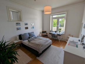 Privatzimmer im Villengebiet